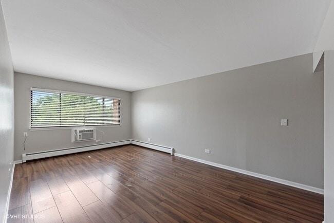Photo - 5348 N Cumberland Ave Unit 516