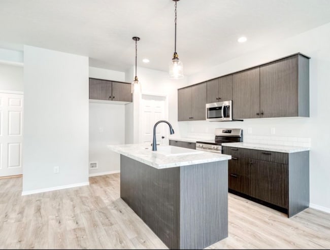 Photo - 2864 N Eagle Mdw Ave