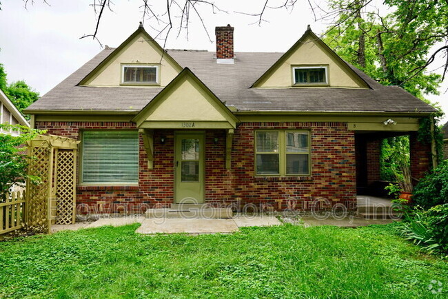 Building Photo - 1302 Caldwell Ave Unit A *down* Rental