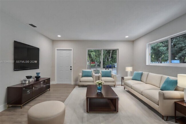 Photo - 21021 NE 13th Pl