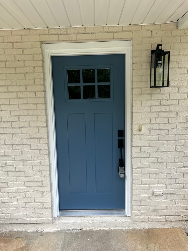 Front Door - 5425 Jacksboro Pike Unit B