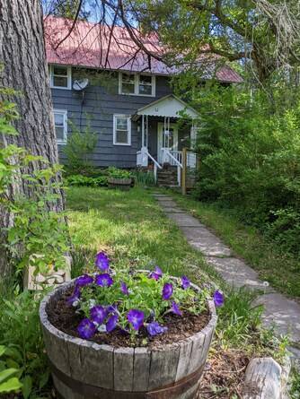 Building Photo - 106 Little Red Kill Rd Unit A Rental