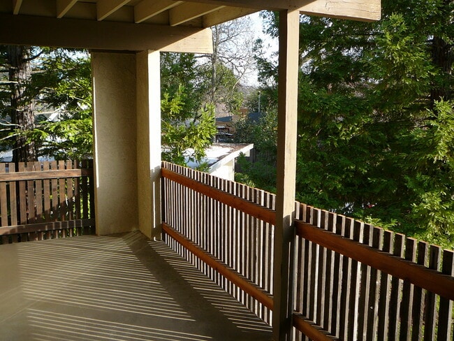 Building Photo - 6043 Leafwood Dr