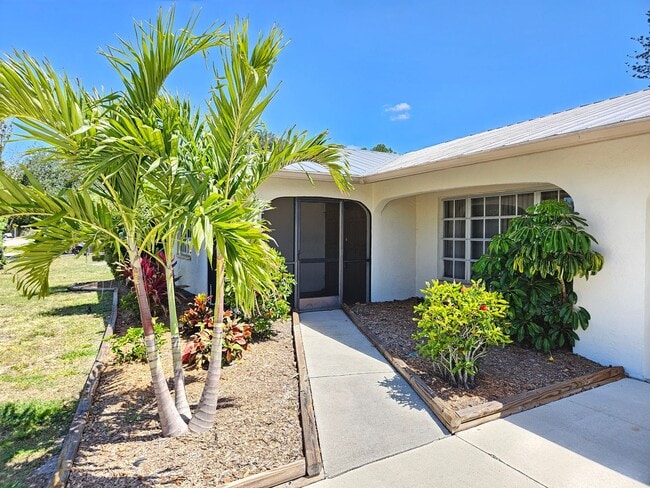 Photo - Seasonal Short-Term Single-Family Heated Pool Home located in Venice Gardens!