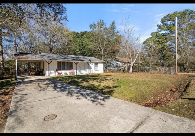 Building Photo - 1208 Creekway Dr Rental