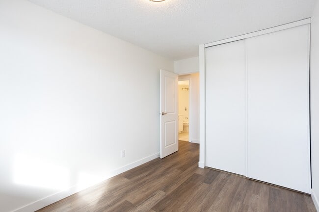 Chambre - 2 lits 2 salles de bain - Stanley Park Place
