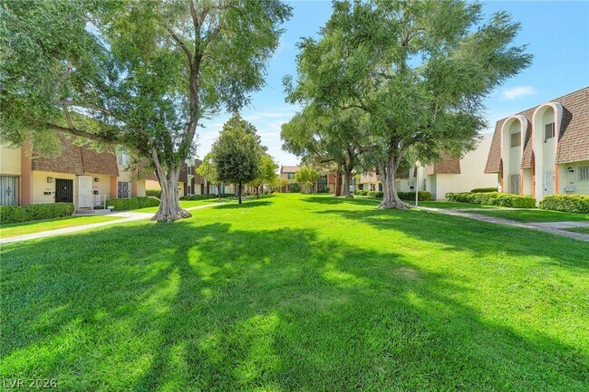 3472 Townhouse Dr