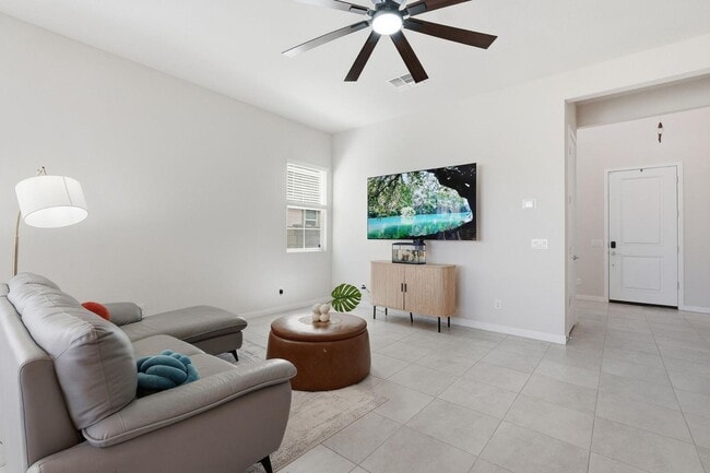 Building Photo - 1521 S Senate St