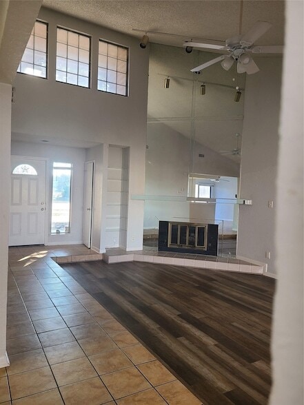 305 Centennial Blvd