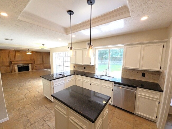Photo - 2502 Fairwind Dr