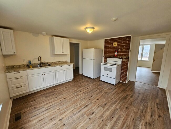 Building Photo - 71 Moultonville Rd Unit 1