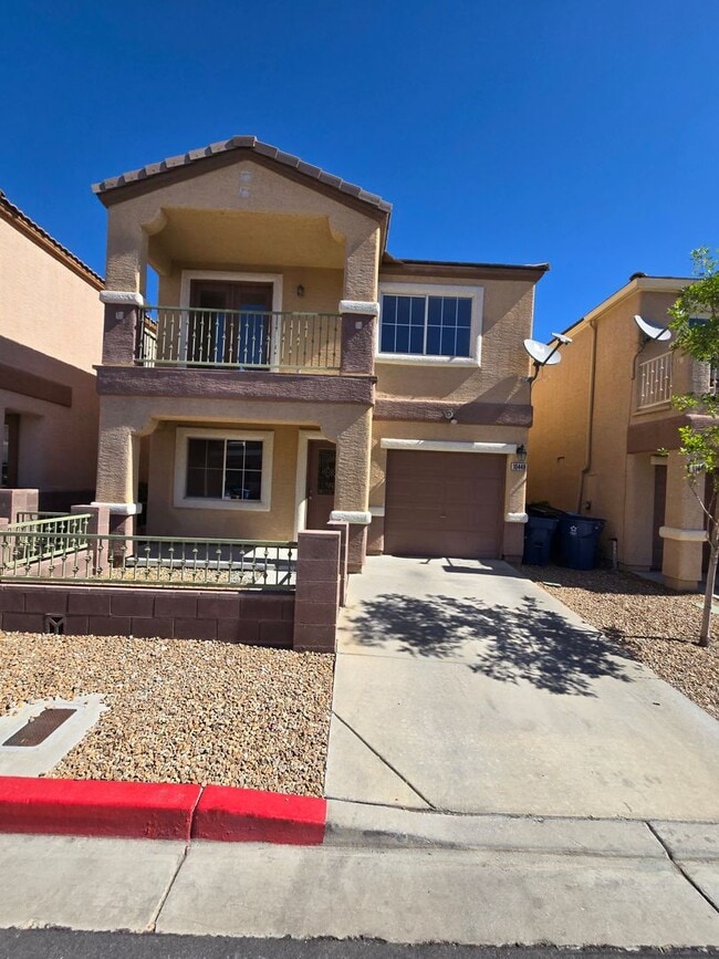 Building Photo - **2 Primary Bedrooms w/ Bath** Rental