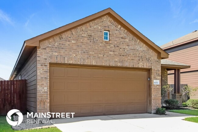 Photo - 6007 Coleus St