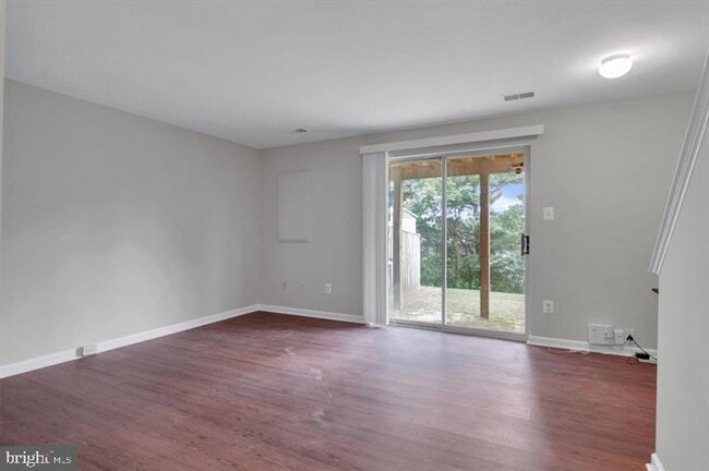 Photo - 1947 Winslow Ct Casa Adosada