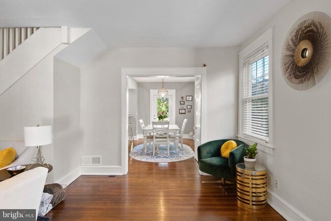 Photo - 404 S Jackson St