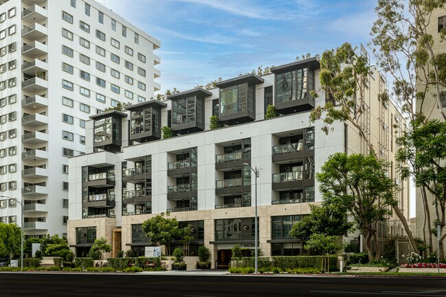 10777 Wilshire Blvd Unidad 404