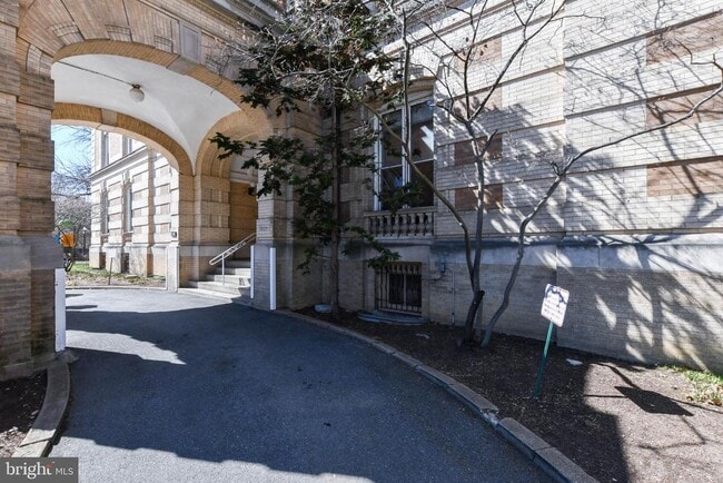 Photo - 1851 Columbia Rd NW Unit 603