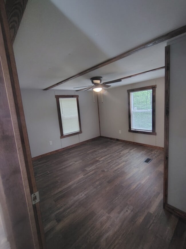Photo - 125 Shady Oaks Lndg