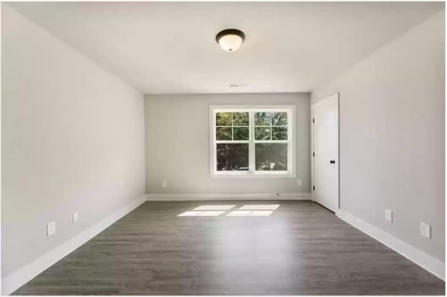 Photo - 9210 Long Hollow Rd