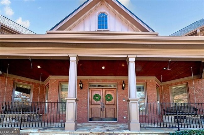 Photo - 692 Heritage Post Ln SW