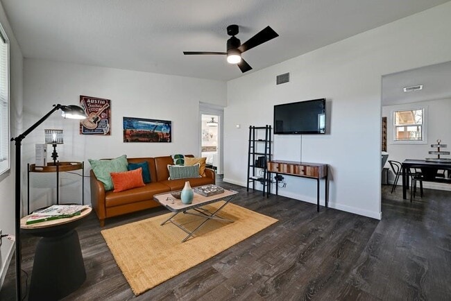 Photo - 5210 Rogers Ln