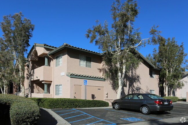 Photo - The Boulders