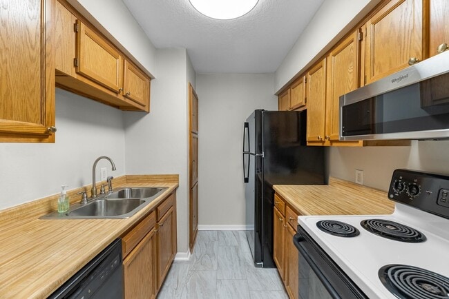 Photo - 1900 Bay Area Blvd Unit 214