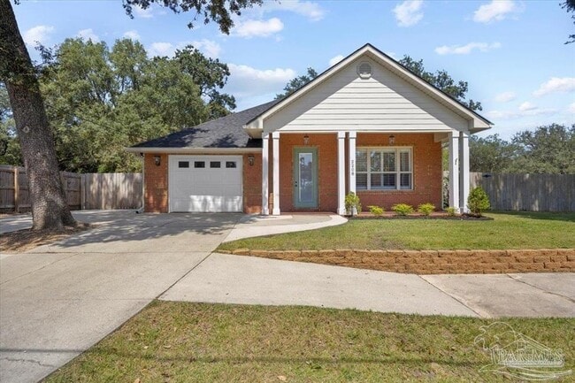 Building Photo - 2208 McLeod St