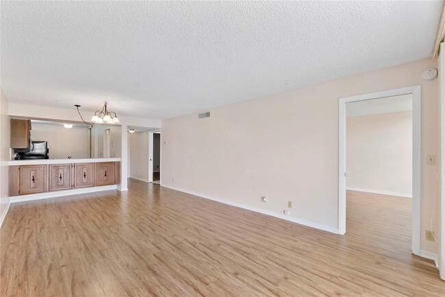 Photo - 6519 Coral Lake Dr Unit 207