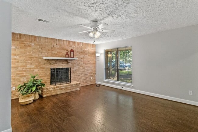 Building Photo - 11823 S Red Cedar Cir Rental