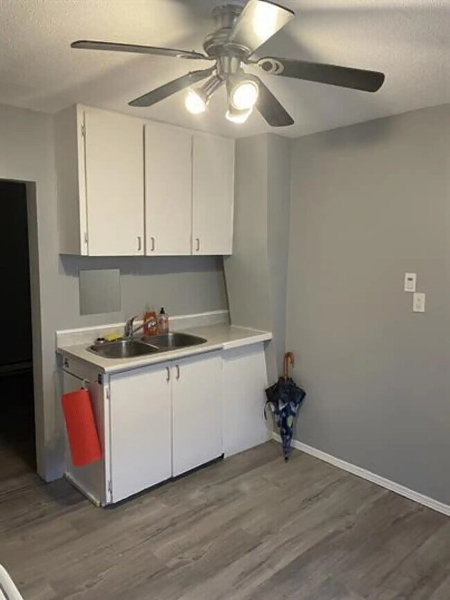 Photo - 39 Maple St N Unité B