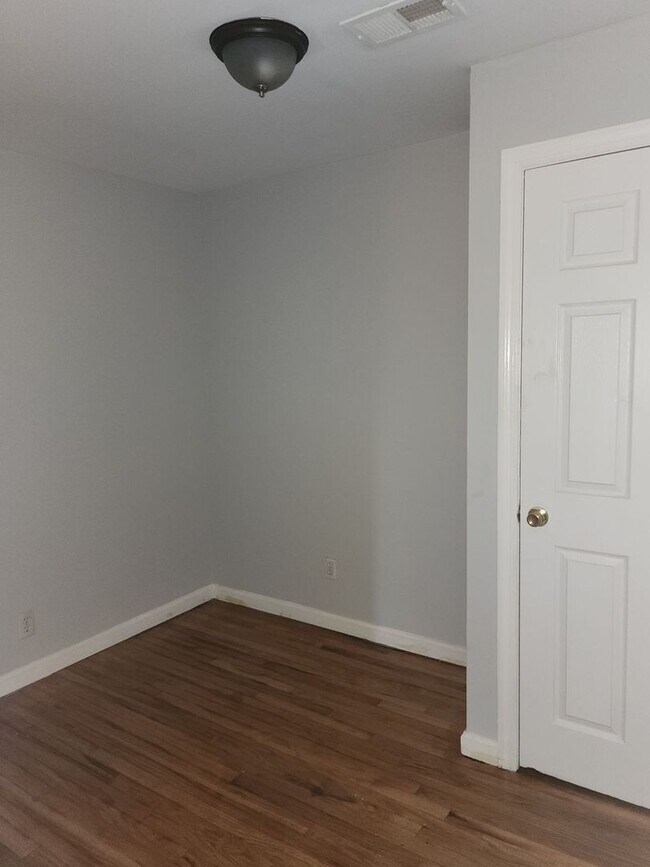 Photo - Donnel Horne Unit 3rd Fl