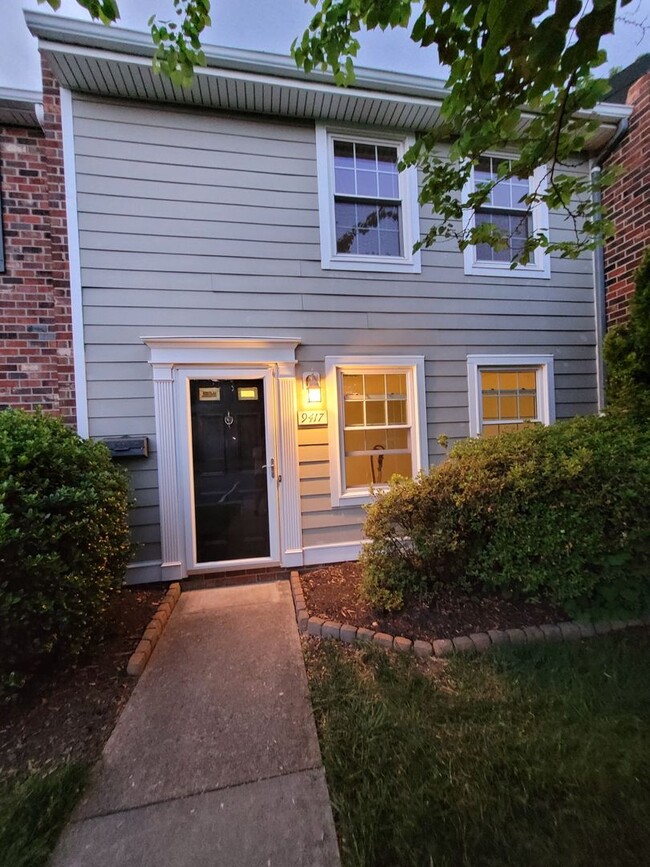 Spacious 3 Bed 2.5 Bath in Henrico/West End - Spacious 3 Bed 2.5 Bath in Henrico/West End Casa