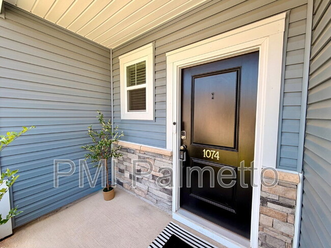Photo - 1074 Cornelia St