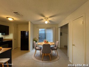 Photo - 8869 Meadow Trace St