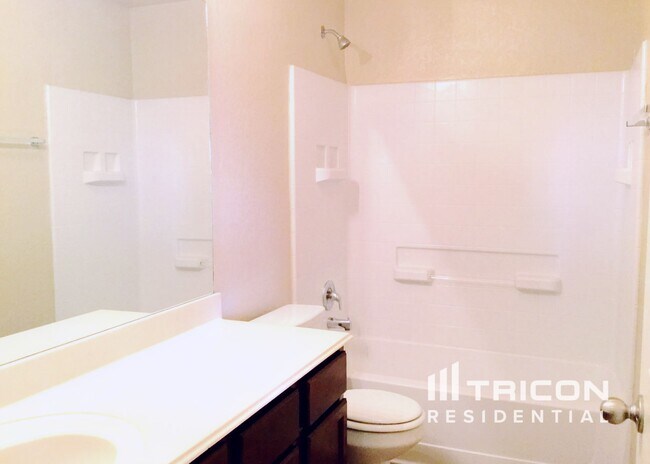 Photo - 5118 Badland Beacon