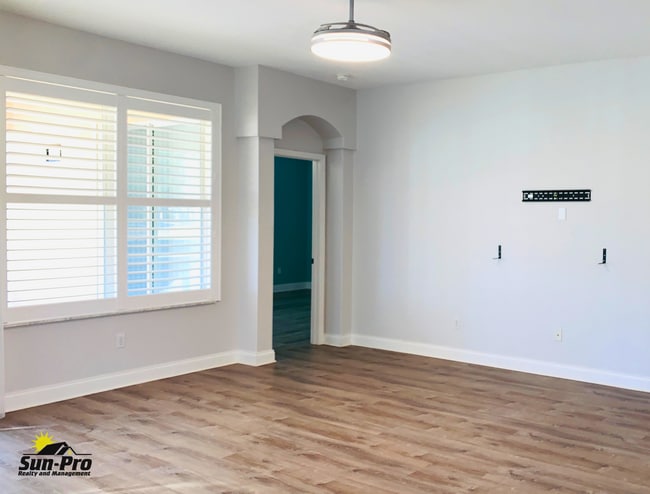 Photo - 821 Wingate Trail