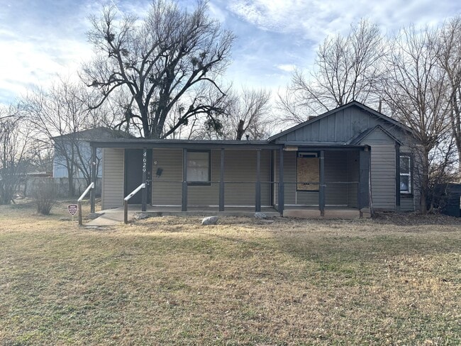 Building Photo - 4629 S Broadway Ave