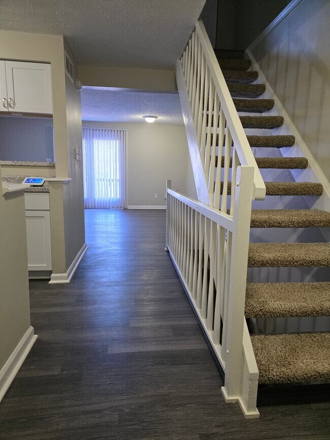 Photo - 8512 Hague Rd Unit 8512