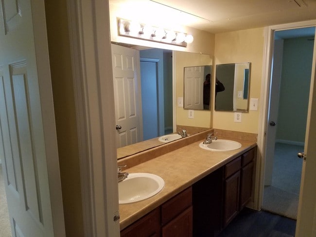 Edge Estates