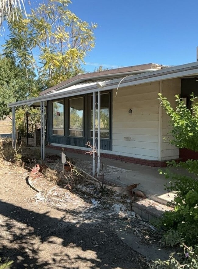 Building Photo - Inviting 3-Bedroom, 2-Bath Manufactured Ho...