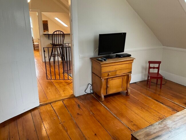 Photo - 1 Middle St Unit 3