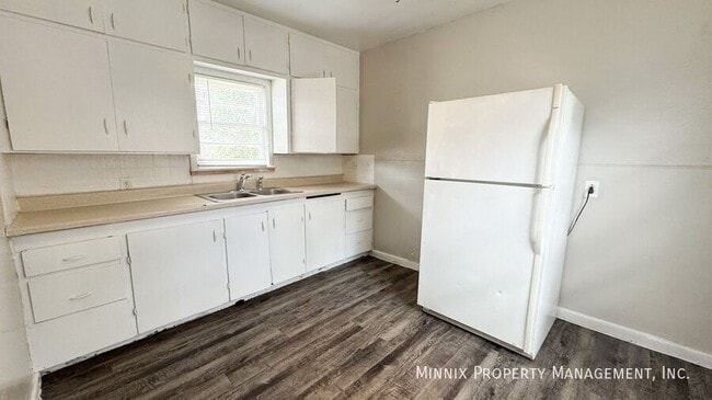 Photo - 3016 Duke St Unit B