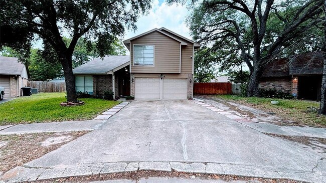 Building Photo - 10319 Oak Limb Dr Rental