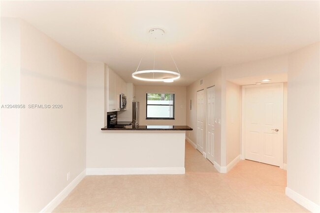 10125 W Sunrise Blvd Unit 101