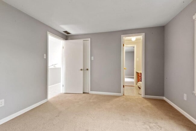 Photo - 648 Golfview Dr