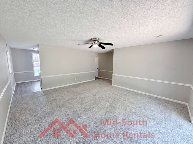 3899 Kerwin Dr