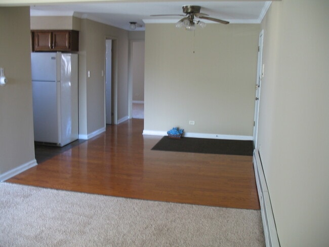 Photo - 709 W 65th St Unit 5