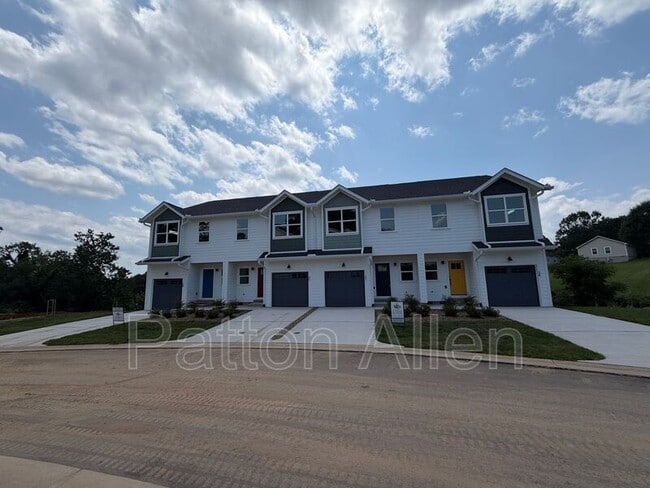 Photo - 34 Brice St