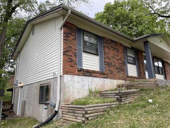 Photo - 2733 Tiara Dr